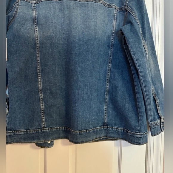 NWT Caslon Classic Denim Jacket - Picture 5 of 7
